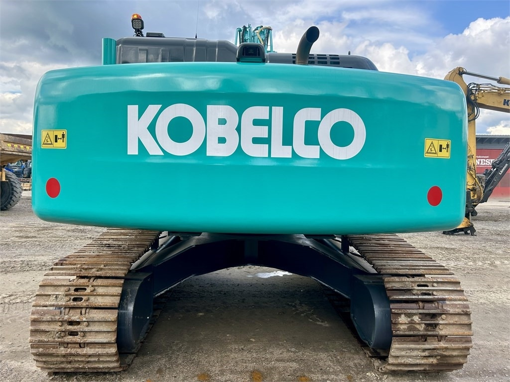 Ekskavator perayap New Holland Kobelco E305C EVO: gambar 6