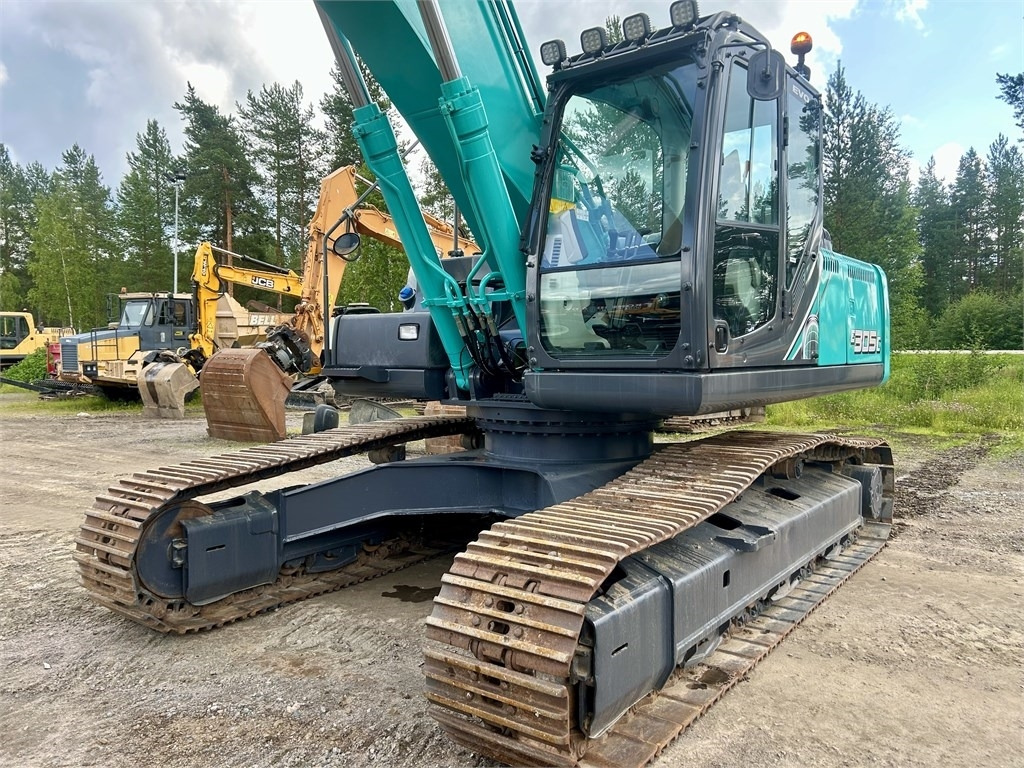 Ekskavator perayap New Holland Kobelco E305C EVO: gambar 15