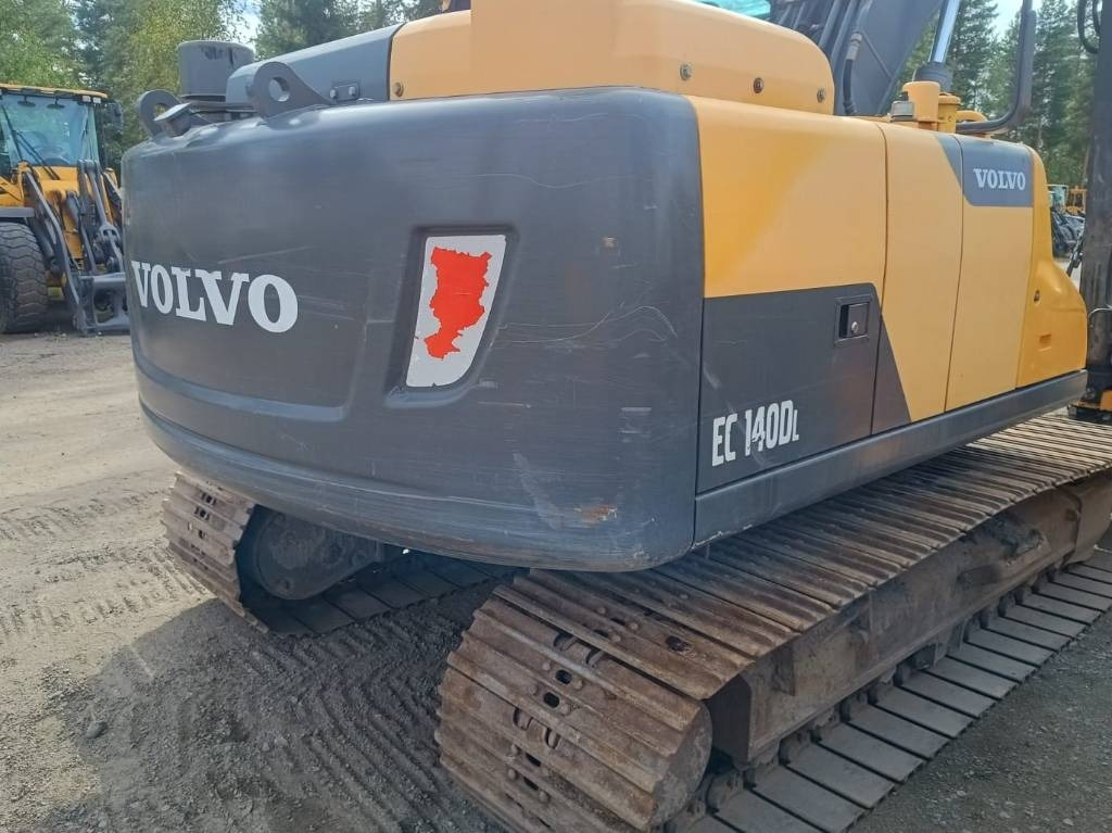 Volvo EC140DL PYÖRITTÄJÄLLÄ - Ekskavator perayap: gambar 4 Volvo EC140DL PYÖRITTÄJÄLLÄ - Ekskavator perayap: gambar 4