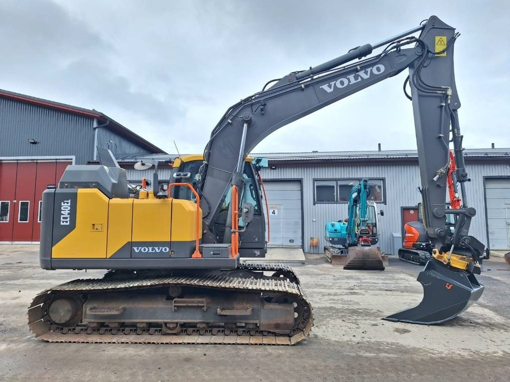 Volvo EC140EL PYÖRITTÄJÄLLÄ - Ekskavator perayap: gambar 5 Volvo EC140EL PYÖRITTÄJÄLLÄ - Ekskavator perayap: gambar 5