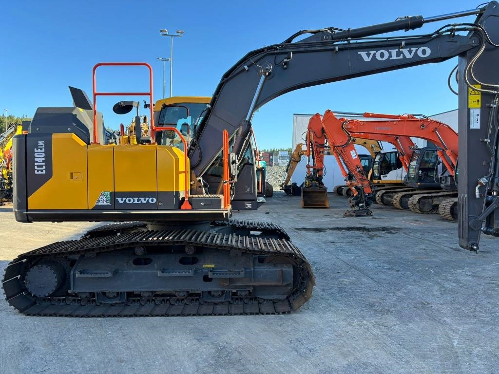 Volvo EC140ELM - Ekskavator perayap: gambar 3 Volvo EC140ELM - Ekskavator perayap: gambar 3