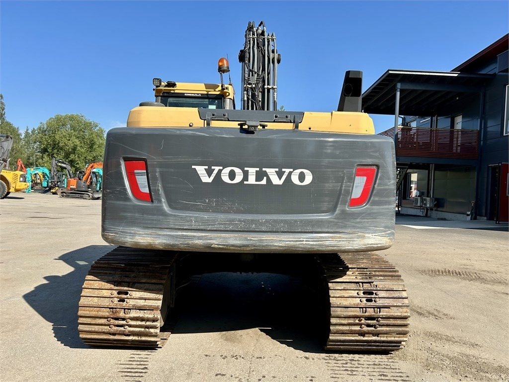 Volvo EC180DL PYÖRITTÄJÄLLÄ  - Ekskavator perayap: gambar 4 Volvo EC180DL PYÖRITTÄJÄLLÄ  - Ekskavator perayap: gambar 4