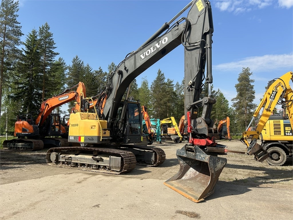 Volvo ECR235CL PYÖRITTÄJÄ, 3D-LAITTEET - Ekskavator perayap: gambar 5 Volvo ECR235CL PYÖRITTÄJÄ, 3D-LAITTEET - Ekskavator perayap: gambar 5