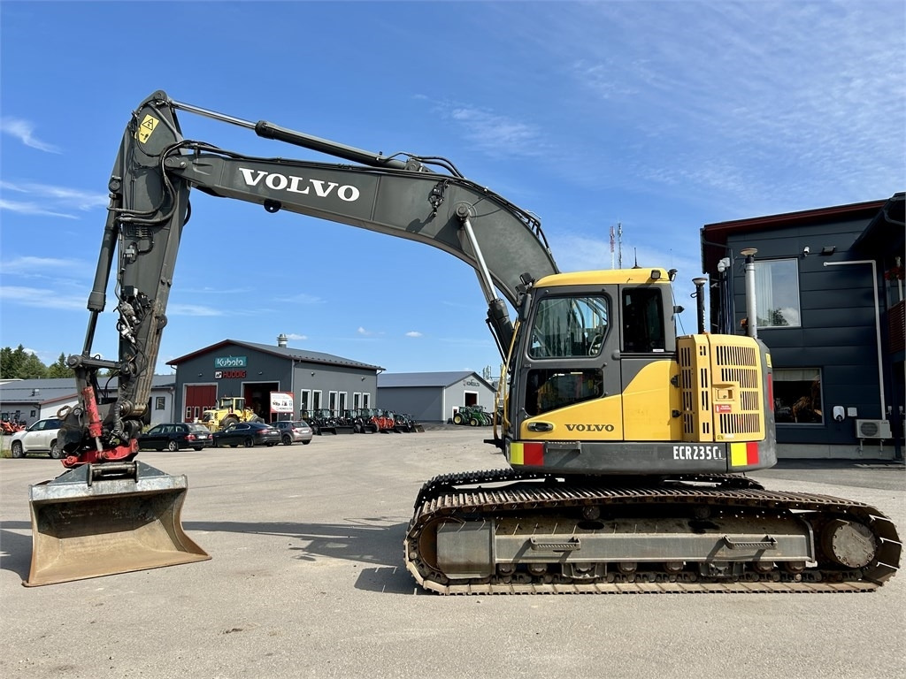 Volvo ECR235CL PYÖRITTÄJÄ, 3D-LAITTEET - Ekskavator perayap: gambar 1 Volvo ECR235CL PYÖRITTÄJÄ, 3D-LAITTEET - Ekskavator perayap: gambar 1