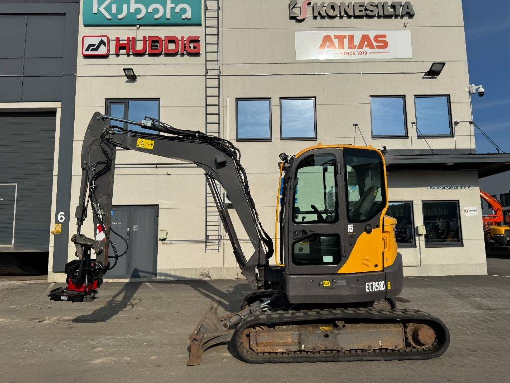 Volvo ECR58D PYÖRITTÄJÄLLÄ - Ekskavator mini: gambar 1 Volvo ECR58D PYÖRITTÄJÄLLÄ - Ekskavator mini: gambar 1