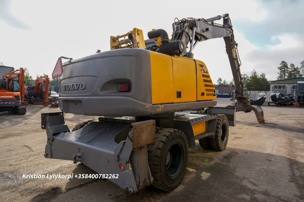 Volvo EW160B NOUSUHYTTI MATERIAALIKONE - Mesin pengisi: gambar 5 Volvo EW160B NOUSUHYTTI MATERIAALIKONE - Mesin pengisi: gambar 5