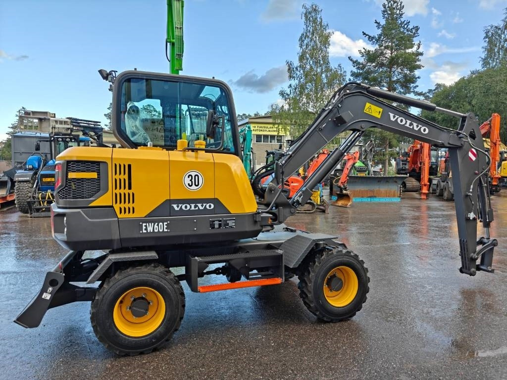 Volvo EW60E UUSI/AJAMATON - Ekskavator roda: gambar 4 Volvo EW60E UUSI/AJAMATON - Ekskavator roda: gambar 4