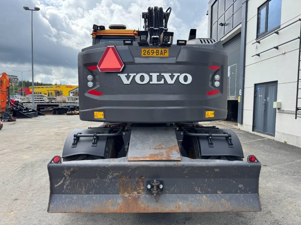 Volvo EWR150E ENGCON+PIHDIT - Ekskavator roda: gambar 4 Volvo EWR150E ENGCON+PIHDIT - Ekskavator roda: gambar 4