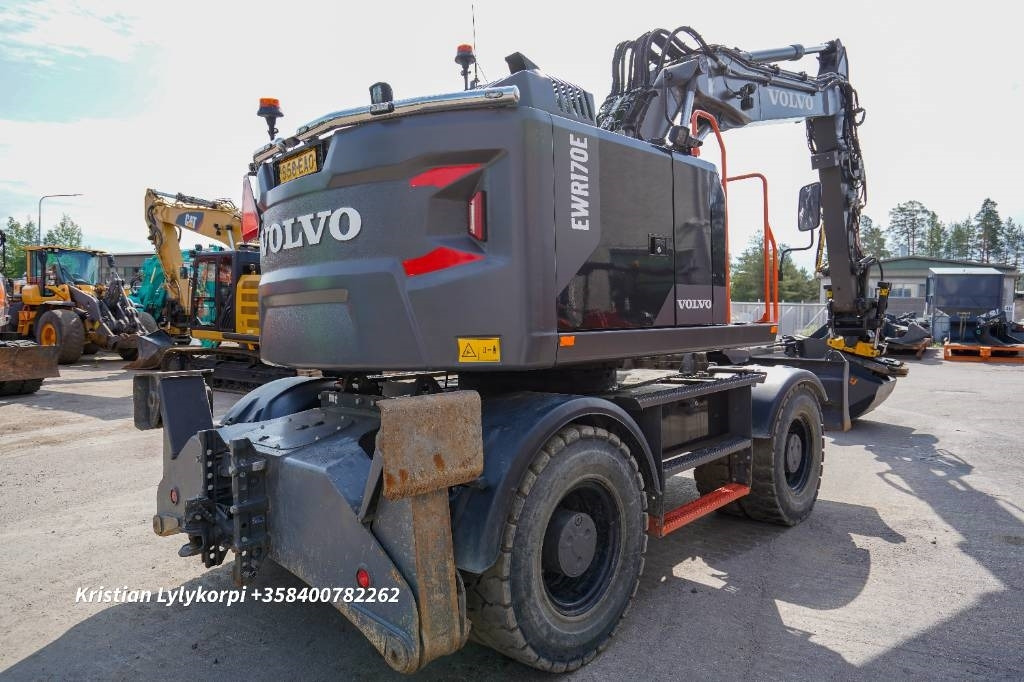 Volvo EWR170E BLACK EDITION - Ekskavator roda: gambar 5 Volvo EWR170E BLACK EDITION - Ekskavator roda: gambar 5