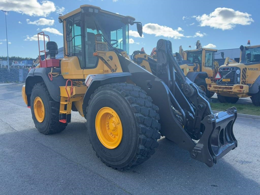 Volvo L 110 H - Wheel loader: gambar 3 Volvo L 110 H - Wheel loader: gambar 3