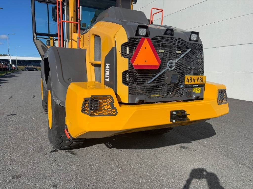 Volvo L 110 H - Wheel loader: gambar 5 Volvo L 110 H - Wheel loader: gambar 5