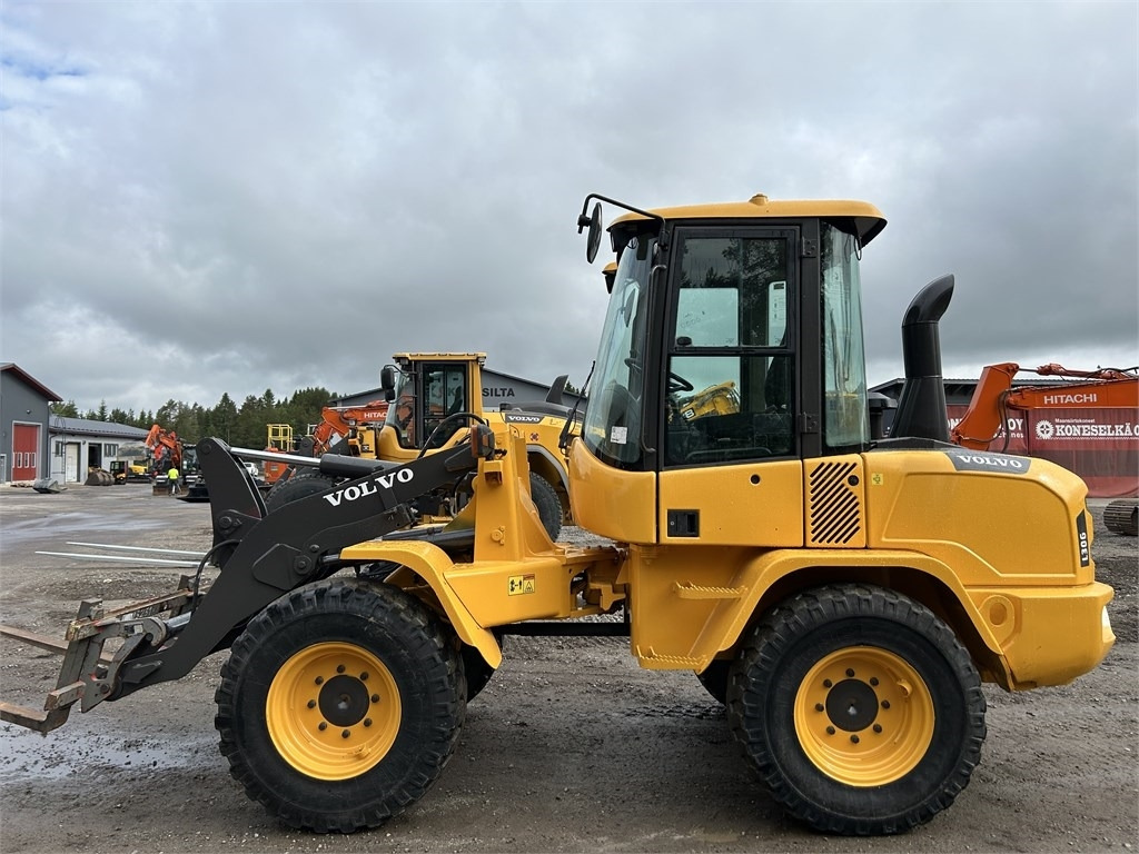 Volvo L30G TRUKKIPIIKEILLÄ - Wheel loader: gambar 1 Volvo L30G TRUKKIPIIKEILLÄ - Wheel loader: gambar 1