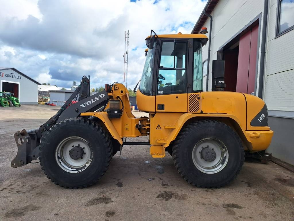 Volvo L45B TPS RASVARI, YM. - Wheel loader: gambar 1 Volvo L45B TPS RASVARI, YM. - Wheel loader: gambar 1