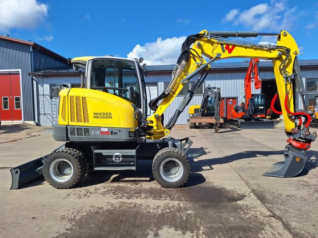 Wacker EW65 PYÖRITTÄJÄLLÄ - Ekskavator roda: gambar 5 Wacker EW65 PYÖRITTÄJÄLLÄ - Ekskavator roda: gambar 5