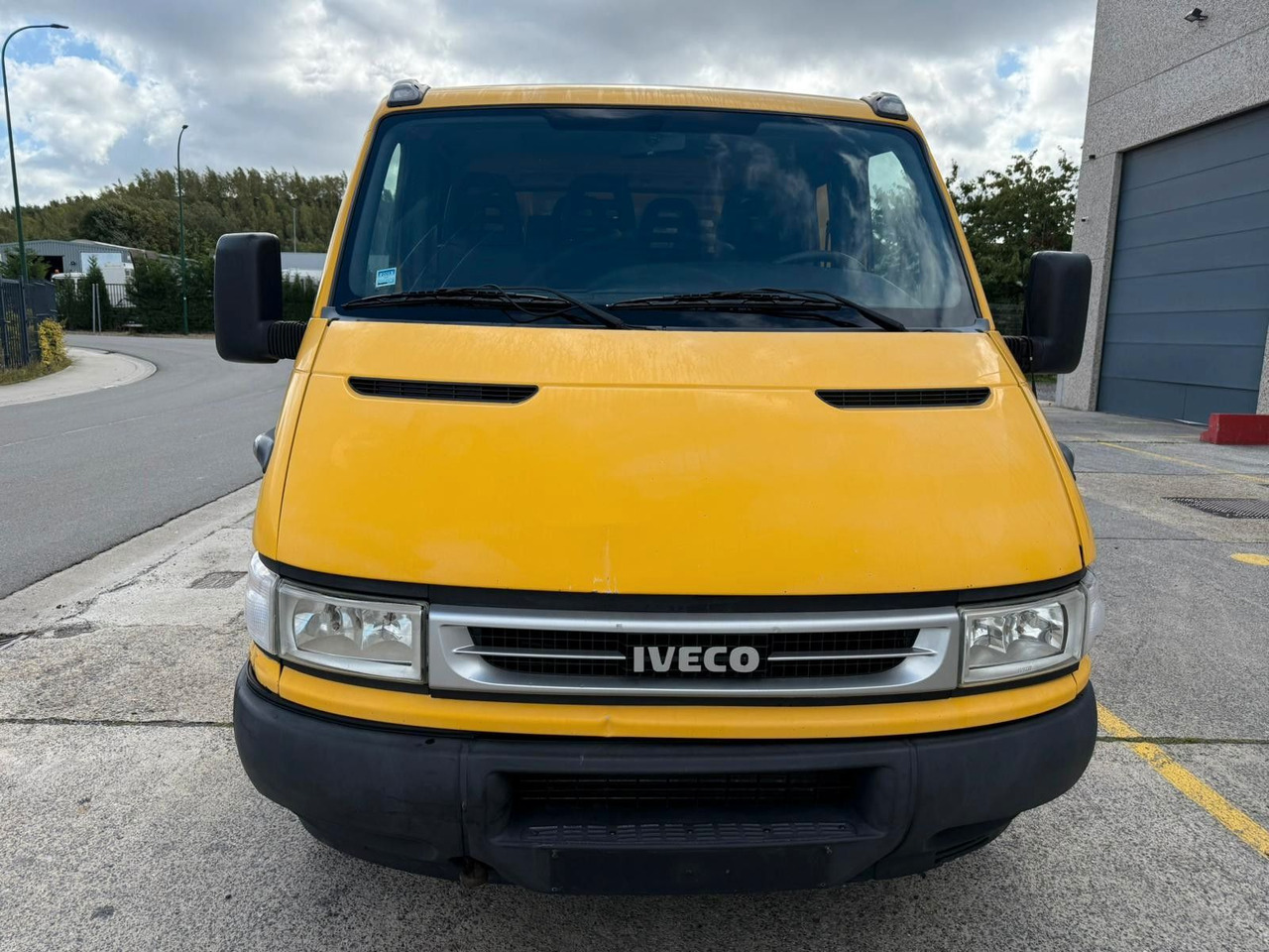 Iveco Daily 50C14. Doka 7pl. 3.0HPI. LKW 3.5t. - Van flatbed, Van kombi: gambar 5 Iveco Daily 50C14. Doka 7pl. 3.0HPI. LKW 3.5t. - Van flatbed, Van kombi: gambar 5