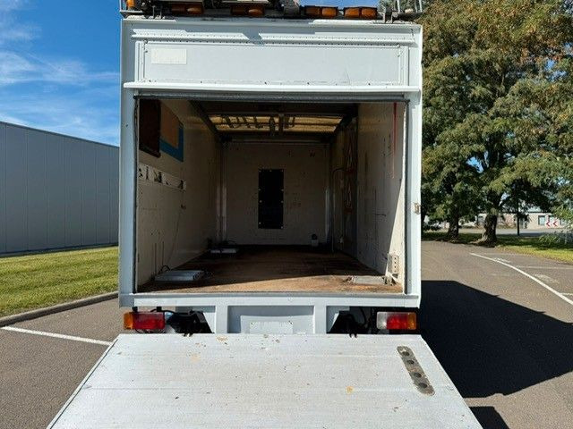Iveco Eurocargo 90E. LBW. EU5. Org 189.341km! - Truk box: gambar 5 Iveco Eurocargo 90E. LBW. EU5. Org 189.341km! - Truk box: gambar 5