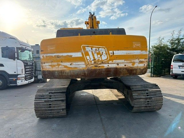 JCB JS 240. 6Zyl ISUZU. - Ekskavator perayap: gambar 5 JCB JS 240. 6Zyl ISUZU. - Ekskavator perayap: gambar 5