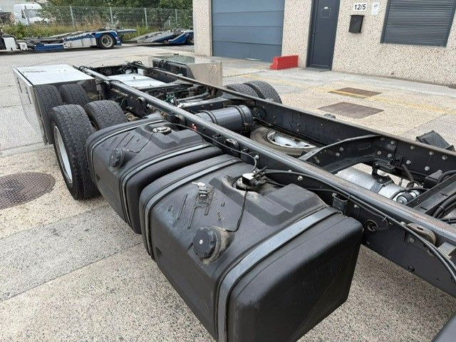 Renault Midlum 240dXi. Klima. 225.000km. - Truk sasis: gambar 5 Renault Midlum 240dXi. Klima. 225.000km. - Truk sasis: gambar 5