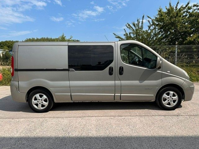 Renault Trafic dCi150. Doka. Klima. Navi. Tempomat. - Van kecil, Van kombi: gambar 1 Renault Trafic dCi150. Doka. Klima. Navi. Tempomat. - Van kecil, Van kombi: gambar 1