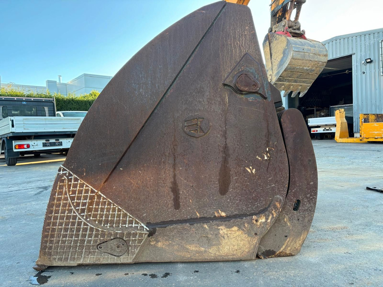 Volvo L150 - L180 - L220. Kippschaufel 5m3. Volvo L150 - L180 - L220. Kippschaufel 5m3. - Ember loader untuk Peralatan konstruksi: gambar 5 Volvo L150 - L180 - L220. Kippschaufel 5m3. Volvo L150 - L180 - L220. Kippschaufel 5m3. - Ember loader untuk Peralatan konstruksi: gambar 5
