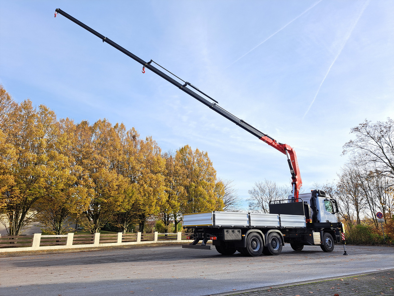 MERCEDES-BENZ AROCS 3340 CRANE FASSI F245 FLATBED TWISTLOCK EURO 3 - Truk flatbed, Truk derek: gambar 3 MERCEDES-BENZ AROCS 3340 CRANE FASSI F245 FLATBED TWISTLOCK EURO 3 - Truk flatbed, Truk derek: gambar 3