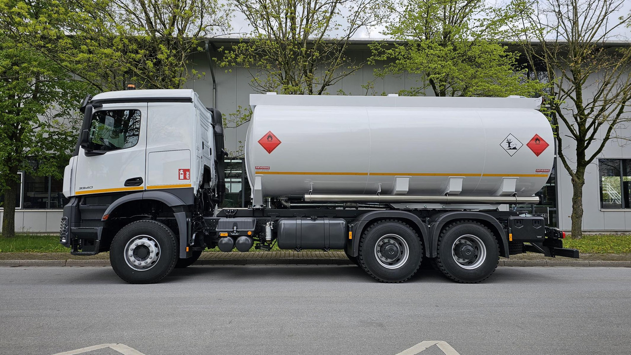MERCEDES-BENZ Actros 3340 ADR Euro 3 - Truk tangki: gambar 5 MERCEDES-BENZ Actros 3340 ADR Euro 3 - Truk tangki: gambar 5