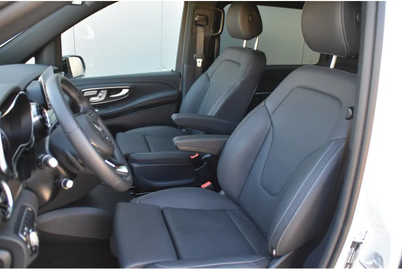 Mercedes-Benz V-Klasse 300d L3 - AMG LINE - ONLY 7 TKM - AIR MATIC - DISTRONIC - 360 CAMERA - BURMESTER - FULL OPTIONS - AS GOOD AS NEW - - Van kecil, Van kombi: gambar 4 Mercedes-Benz V-Klasse 300d L3 - AMG LINE - ONLY 7 TKM - AIR MATIC - DISTRONIC - 360 CAMERA - BURMESTER - FULL OPTIONS - AS GOOD AS NEW - - Van kecil, Van kombi: gambar 4