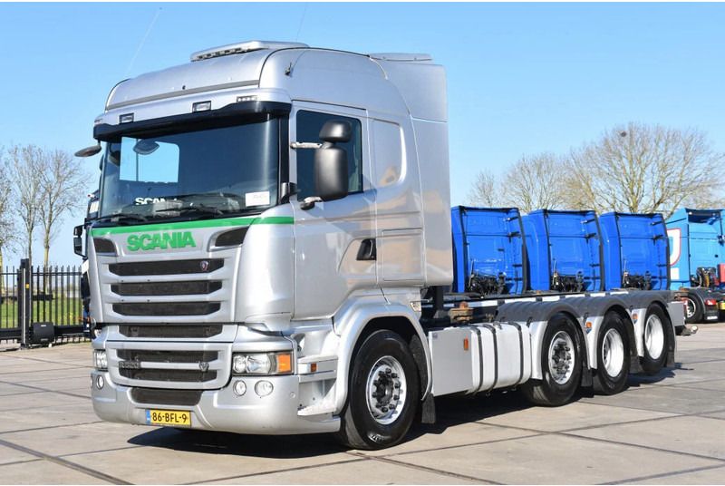 Scania R520 HL V8 8x2/4HNB - NEW TACHO - FULL AIR - PARK. AIRCO - WHEELBASE: 470 CM - TOP CONDITION - - Pengangkut kontainer/ Container truck: gambar 1 Scania R520 HL V8 8x2/4HNB - NEW TACHO - FULL AIR - PARK. AIRCO - WHEELBASE: 470 CM - TOP CONDITION - - Pengangkut kontainer/ Container truck: gambar 1
