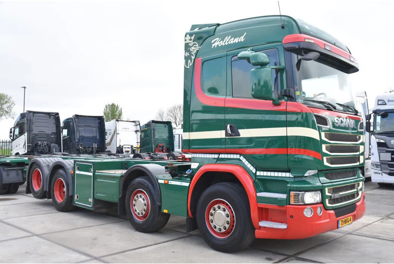 Scania R520 HL V8 8x2 - EURO 6 - MANUAL - RETARDER - WHEELBASE: 510 cm - 10 TONS FRONT AXLE - XENON - - Pengangkut kontainer/ Container truck: gambar 2 Scania R520 HL V8 8x2 - EURO 6 - MANUAL - RETARDER - WHEELBASE: 510 cm - 10 TONS FRONT AXLE - XENON - - Pengangkut kontainer/ Container truck: gambar 2