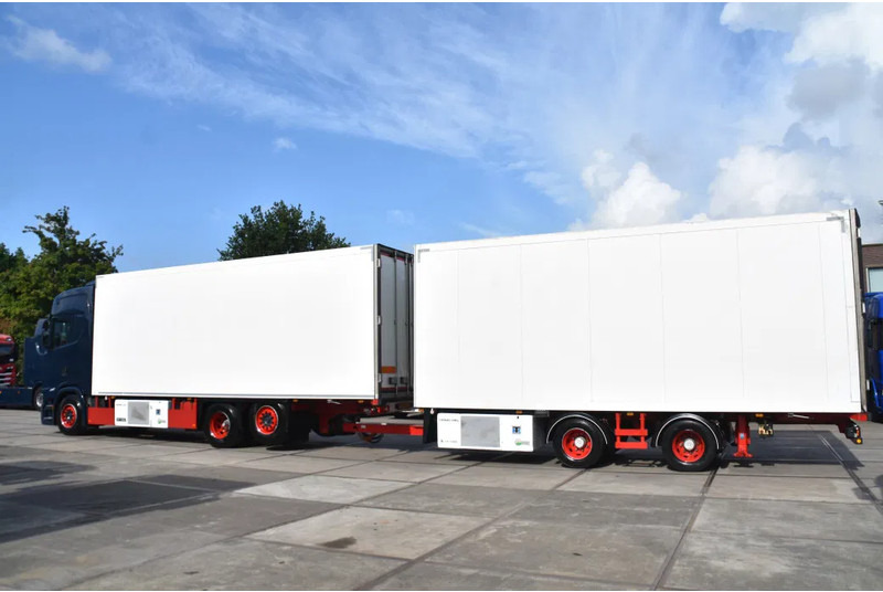 Scania S520 V8 NGS 6x2*4NB + SCHMITZ ZKO 20 - THERMO KING - RETARDER - FULL AIR - WHEELBASE: 515 CM - TOP CONDITION - - Truk berpendingin: gambar 2 Scania S520 V8 NGS 6x2*4NB + SCHMITZ ZKO 20 - THERMO KING - RETARDER - FULL AIR - WHEELBASE: 515 CM - TOP CONDITION - - Truk berpendingin: gambar 2