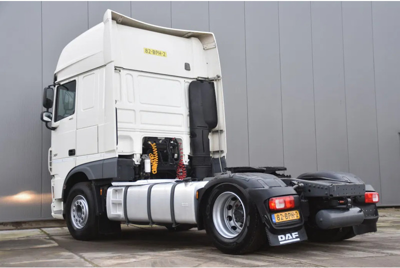 DAF XF 480 SSC 4x2 - EURO 6 - 431 TKM - AIRCO - DIFF. LOCK - 2 BEDS - 2 x FUEL TANKS - - Tractor head: gambar 3 DAF XF 480 SSC 4x2 - EURO 6 - 431 TKM - AIRCO - DIFF. LOCK - 2 BEDS - 2 x FUEL TANKS - - Tractor head: gambar 3