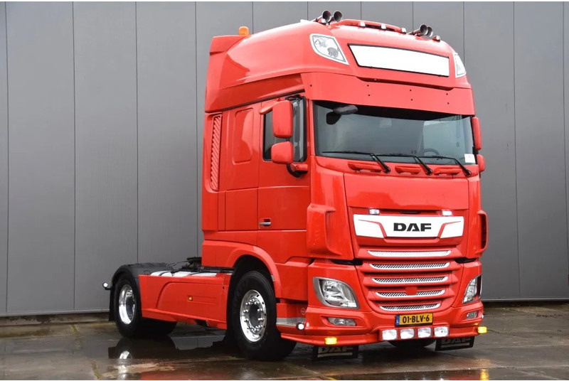 DAF XF 480 SSC 4x2 - NEW TACHO - 839 TKM - PARK. AIRCO - NAVI - SPECIAL INTERIOR - 2 x FUEL TANKS - ALCOA'S - TOP CONDITION - - Tractor head: gambar 2 DAF XF 480 SSC 4x2 - NEW TACHO - 839 TKM - PARK. AIRCO - NAVI - SPECIAL INTERIOR - 2 x FUEL TANKS - ALCOA'S - TOP CONDITION - - Tractor head: gambar 2