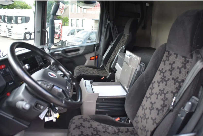 Scania R530 V8 NGS 4x2 - ADR FL - RETARDER - 253 TKM - ACC - NAVI - PTO - DIFF. LOCK - EXCELLENT CONDITION - - Tractor head: gambar 5 Scania R530 V8 NGS 4x2 - ADR FL - RETARDER - 253 TKM - ACC - NAVI - PTO - DIFF. LOCK - EXCELLENT CONDITION - - Tractor head: gambar 5