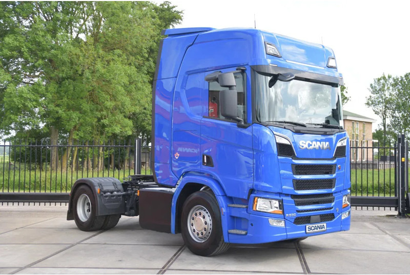 Scania R530 V8 NGS 4x2 - ADR FL - RETARDER - 253 TKM - ACC - NAVI - PTO - DIFF. LOCK - EXCELLENT CONDITION - - Tractor head: gambar 2 Scania R530 V8 NGS 4x2 - ADR FL - RETARDER - 253 TKM - ACC - NAVI - PTO - DIFF. LOCK - EXCELLENT CONDITION - - Tractor head: gambar 2