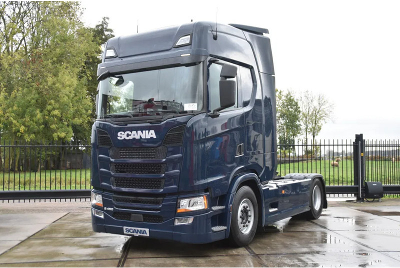 Scania S450 NGS 4x2NB - FULL AIR - 724 TKM - RETARDER - PARK. AIRCO - 2 x FUEL TANKS - TOP CONDITION - - Tractor head: gambar 1 Scania S450 NGS 4x2NB - FULL AIR - 724 TKM - RETARDER - PARK. AIRCO - 2 x FUEL TANKS - TOP CONDITION - - Tractor head: gambar 1
