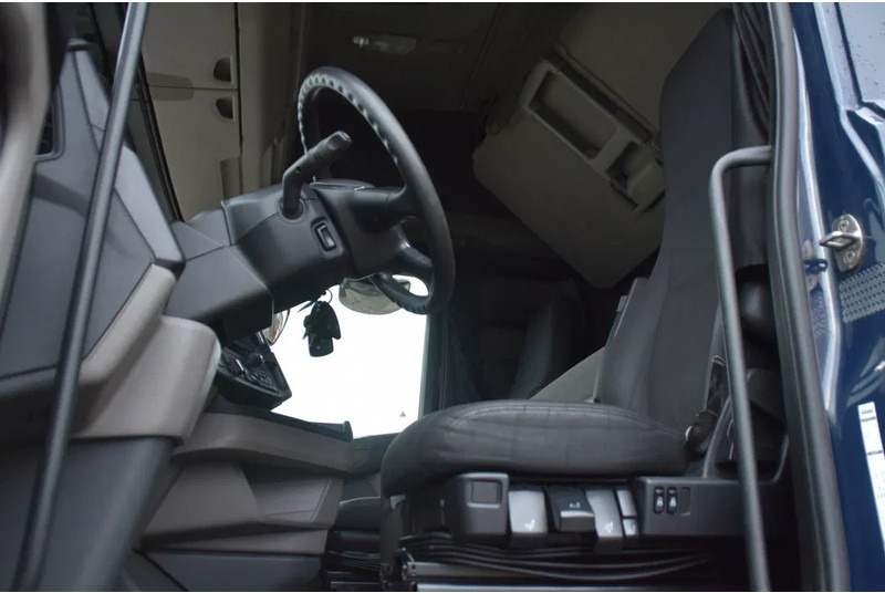 Scania S450 NGS 4x2NB - FULL AIR - 724 TKM - RETARDER - PARK. AIRCO - 2 x FUEL TANKS - TOP CONDITION - - Tractor head: gambar 4 Scania S450 NGS 4x2NB - FULL AIR - 724 TKM - RETARDER - PARK. AIRCO - 2 x FUEL TANKS - TOP CONDITION - - Tractor head: gambar 4