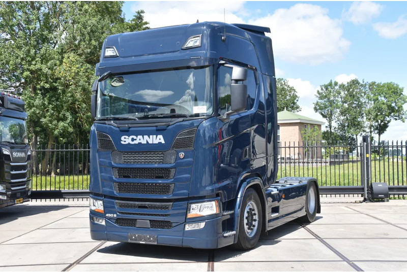 Scania S450 NGS 4x2NB - FULL AIR - 847 TKM - RETARDER - PARK. AIRCO - 2 x FUEL TANKS - TOP CONDITION - - Tractor head: gambar 2 Scania S450 NGS 4x2NB - FULL AIR - 847 TKM - RETARDER - PARK. AIRCO - 2 x FUEL TANKS - TOP CONDITION - - Tractor head: gambar 2