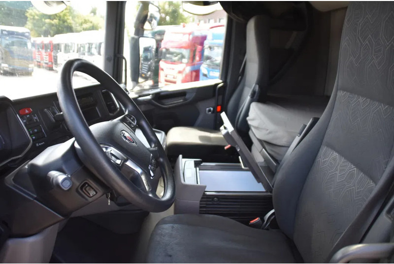 Scania S450 NGS 4x2NB - FULL AIR - 847 TKM - RETARDER - PARK. AIRCO - 2 x FUEL TANKS - TOP CONDITION - - Tractor head: gambar 5 Scania S450 NGS 4x2NB - FULL AIR - 847 TKM - RETARDER - PARK. AIRCO - 2 x FUEL TANKS - TOP CONDITION - - Tractor head: gambar 5
