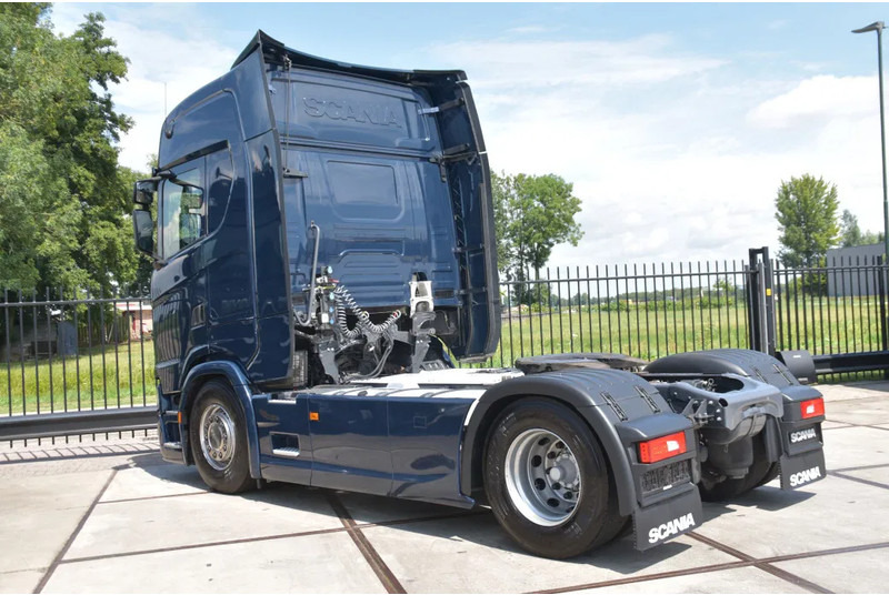 Scania S450 NGS 4x2NB - FULL AIR - RETARDER - ACC - PARK. AIRCO - 2 x FUEL TANKS - TOP CONDITION - - Tractor head: gambar 3 Scania S450 NGS 4x2NB - FULL AIR - RETARDER - ACC - PARK. AIRCO - 2 x FUEL TANKS - TOP CONDITION - - Tractor head: gambar 3