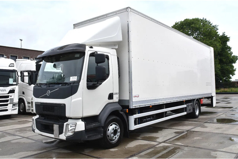 Volvo FL 280 4x2 + BOX - 294 TKM - AIRCO - DOUBLE CARGOFLOOR - ELEVATOR - REMOTE CONTROL - CAMERA - - Truk box: gambar 1 Volvo FL 280 4x2 + BOX - 294 TKM - AIRCO - DOUBLE CARGOFLOOR - ELEVATOR - REMOTE CONTROL - CAMERA - - Truk box: gambar 1