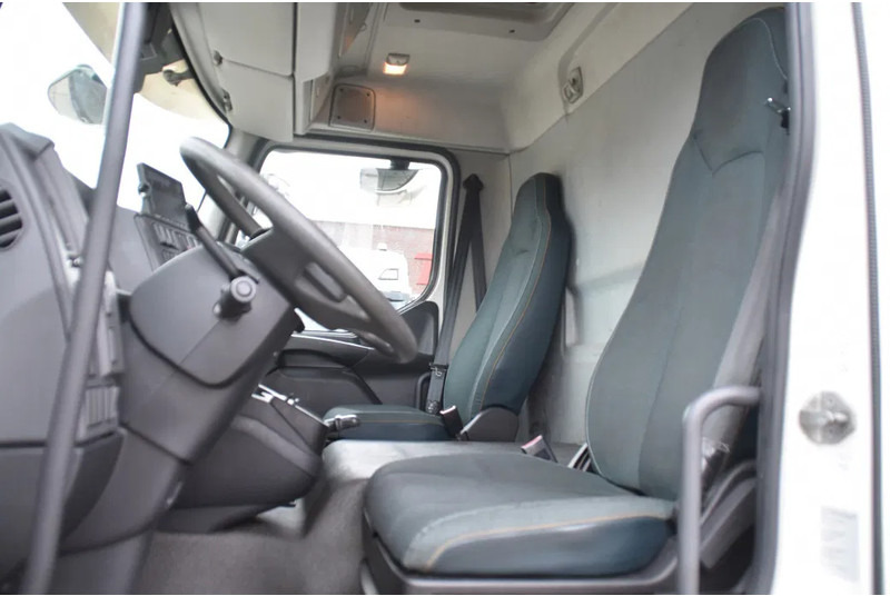 Volvo FL 280 4x2 + BOX - 312 TKM - AIRCO - DOUBLE CARGOFLOOR - ELEVATOR - REMOTE CONTROL - CAMERA - - Truk box: gambar 4 Volvo FL 280 4x2 + BOX - 312 TKM - AIRCO - DOUBLE CARGOFLOOR - ELEVATOR - REMOTE CONTROL - CAMERA - - Truk box: gambar 4
