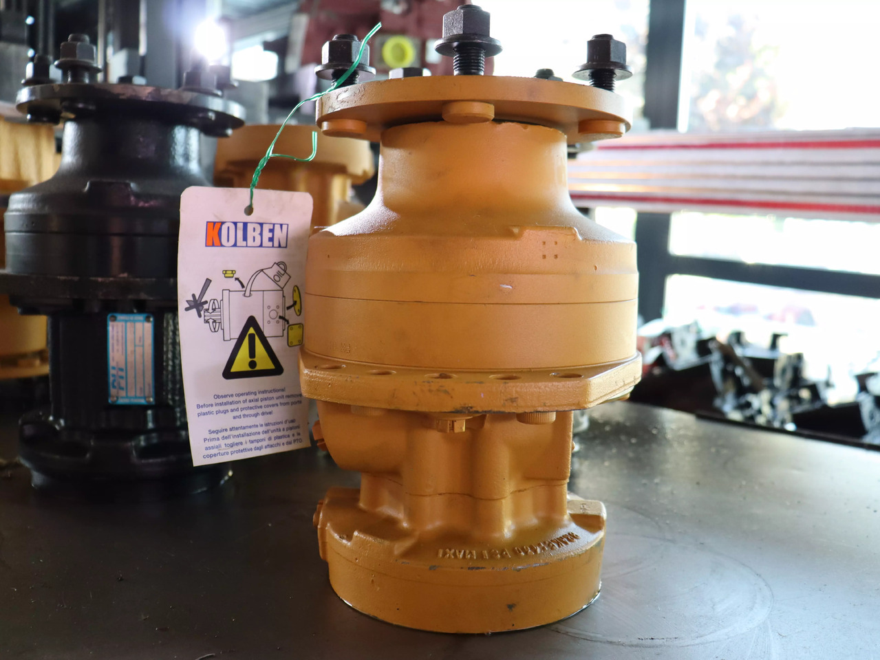 POCLAIN MS02-6-123-F03-112E-0000 - Motor hidrolik untuk Peralatan konstruksi: gambar 2 POCLAIN MS02-6-123-F03-112E-0000 - Motor hidrolik untuk Peralatan konstruksi: gambar 2