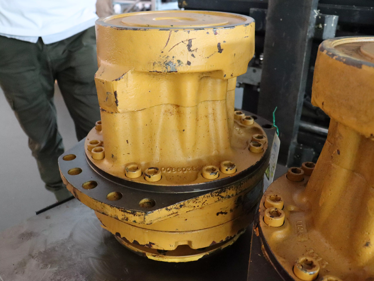 POCLAIN MS18-2-A21-F21-1410-5000 - Motor hidrolik untuk Peralatan konstruksi: gambar 1 POCLAIN MS18-2-A21-F21-1410-5000 - Motor hidrolik untuk Peralatan konstruksi: gambar 1