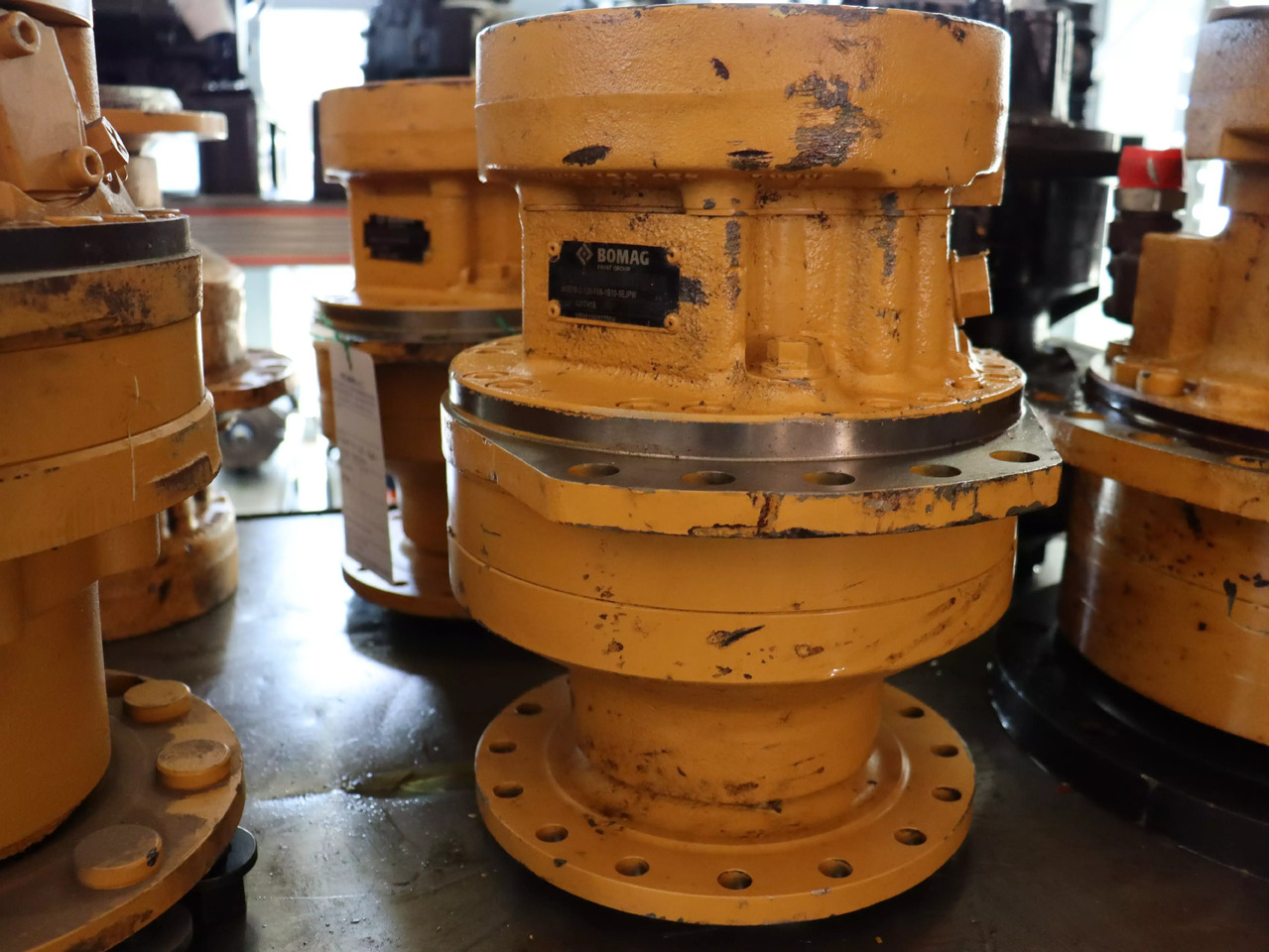 POCLAIN MSE08-2-125-F09-1B10-5EJPW - Motor hidrolik untuk Peralatan konstruksi: gambar 1 POCLAIN MSE08-2-125-F09-1B10-5EJPW - Motor hidrolik untuk Peralatan konstruksi: gambar 1