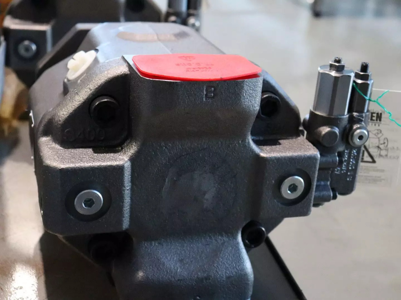 REXROTH A10VO100DFR/31L-VSC62N00 - Pompa hidrolik untuk Peralatan untuk menangani material: gambar 2 REXROTH A10VO100DFR/31L-VSC62N00 - Pompa hidrolik untuk Peralatan untuk menangani material: gambar 2