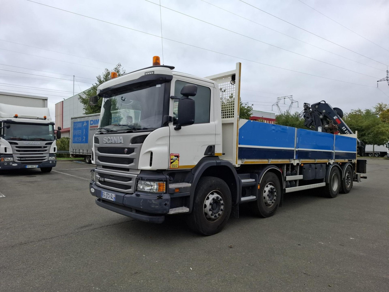 SCANIA SCANIA P41 8/2*6 Plat +Grue 21TM - Truk sasis: gambar 1 SCANIA SCANIA P41 8/2*6 Plat +Grue 21TM - Truk sasis: gambar 1