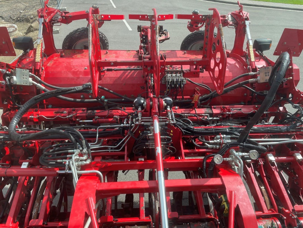 Mesin pemanen Grimme REXOR 620 Rüttelschar Multiwelle: gambar 19