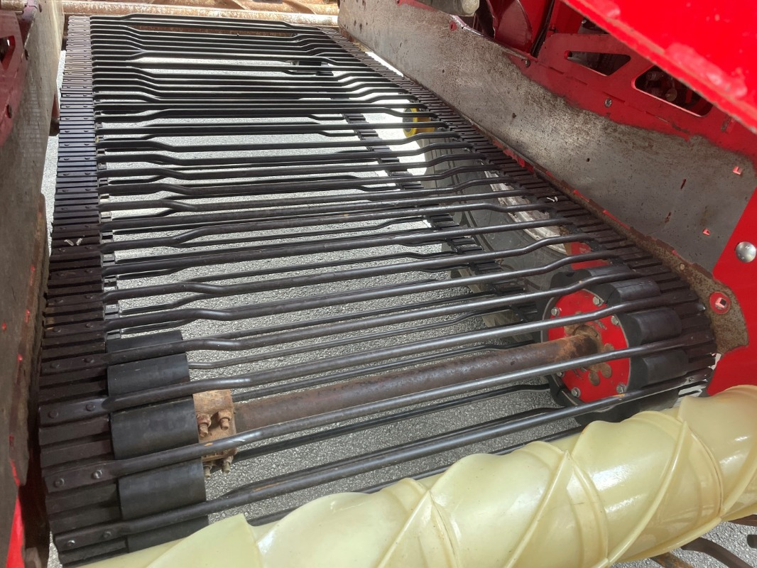 Mesin pemanen Grimme REXOR 620 Rüttelschar Multiwelle: gambar 25