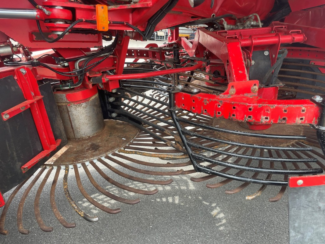 Mesin pemanen Grimme REXOR 620 Rüttelschar Multiwelle: gambar 24