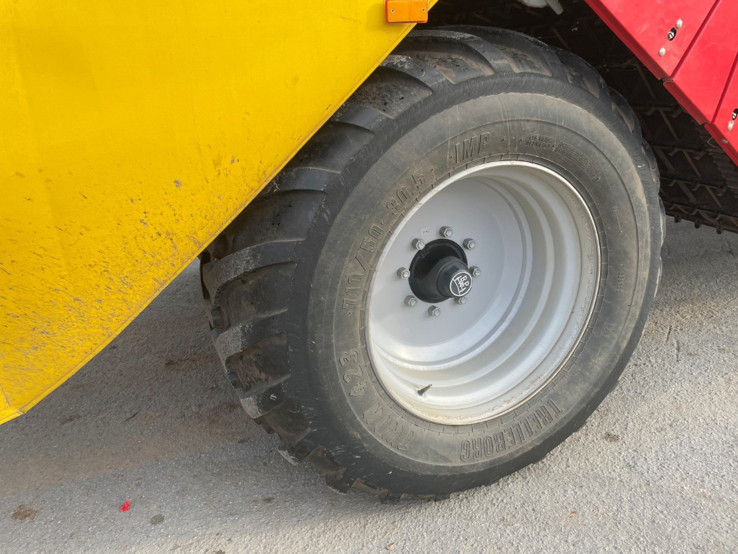 Grimme SE 260 UB - Mesin pemanen: gambar 4 Grimme SE 260 UB - Mesin pemanen: gambar 4